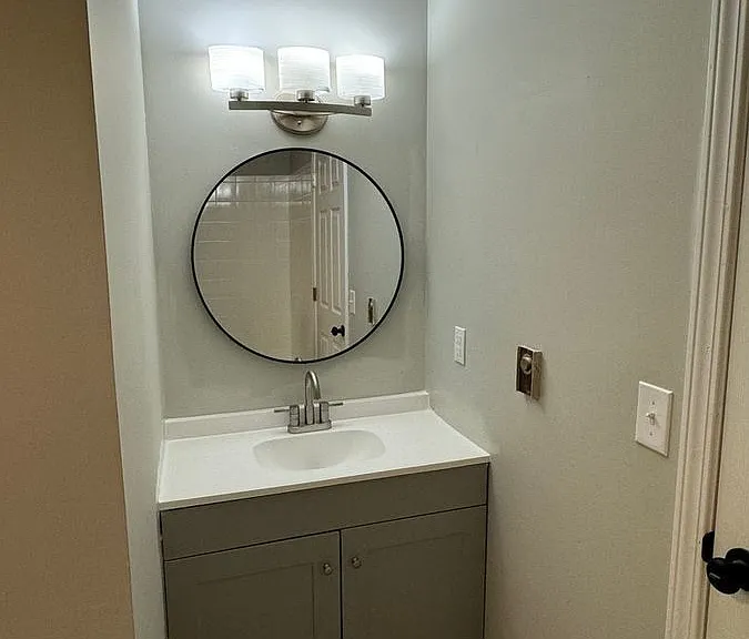 105 Astor Pl — Photo 12