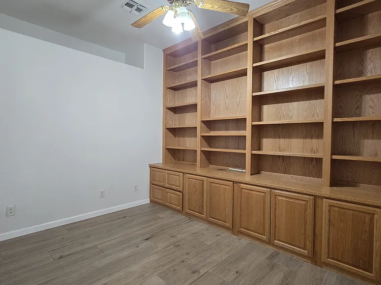 10335 E Rosemary Ln — Photo 28