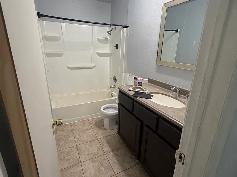2621 Roman Way — Photo 11