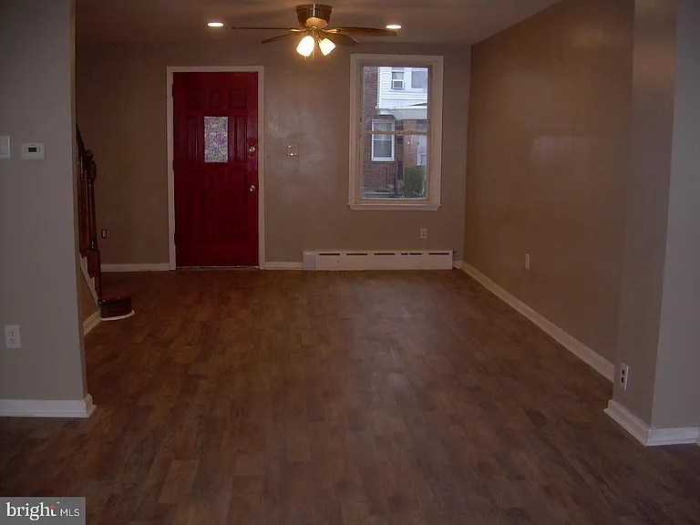853 Anchor St — Photo 6