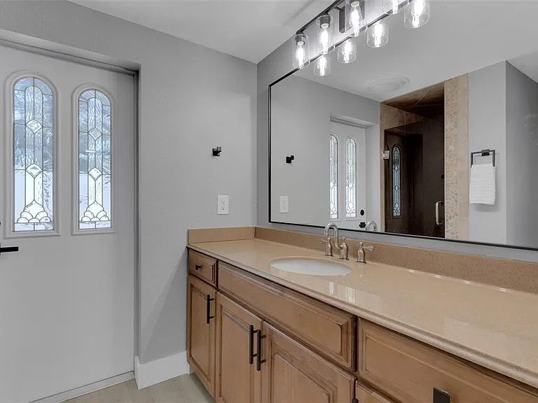 4645 Hunter Ridge Dr — Photo 44