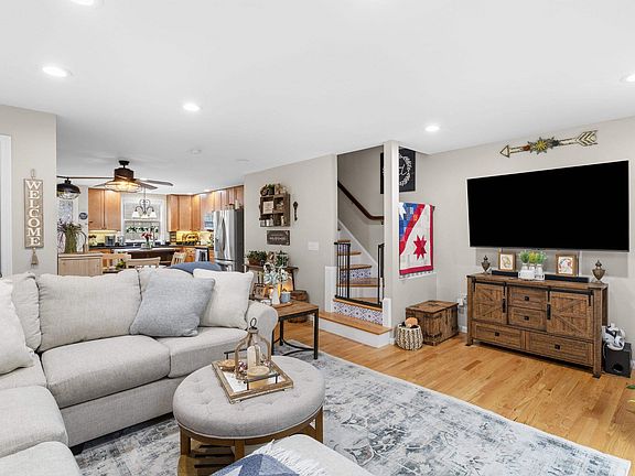 4th image of 1465 Hooksett Road #267