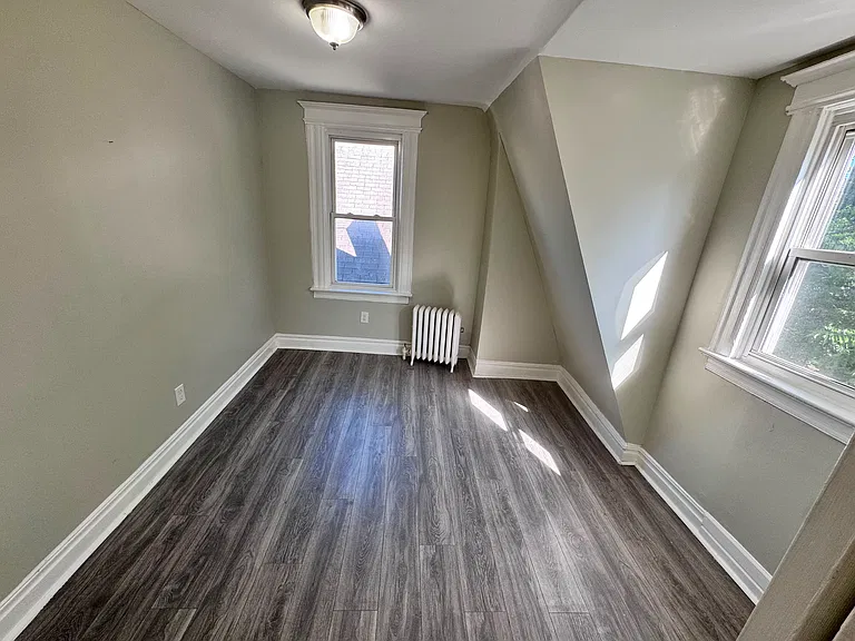 29 Grove Ter — Photo 8