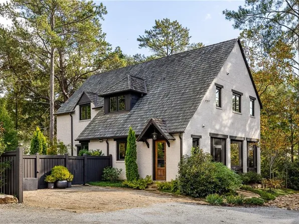 9 Swann Rdg, Chattahoochee Hills, GA 30268