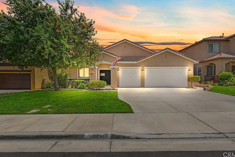 2nd image of 37674 Silver Breeze Ct