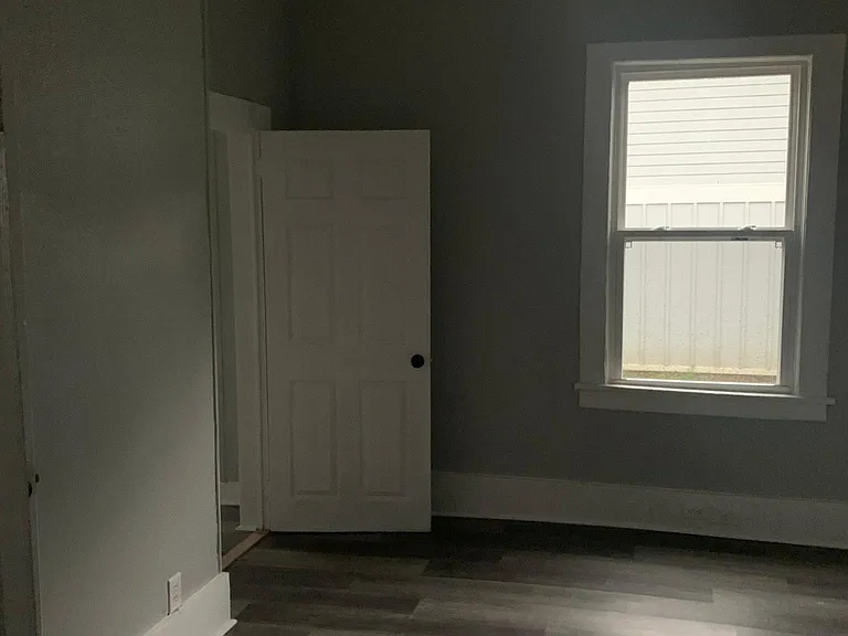 1813 Dr Martin Luther King Jr Dr — Photo 10