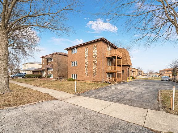 3rd image of 11111 Helena Dr #2