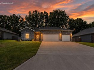 434 E Logan St, Willard, MO 65781