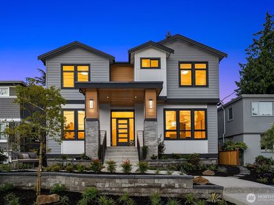 2526 35th Avenue W, Seattle, WA, 98199