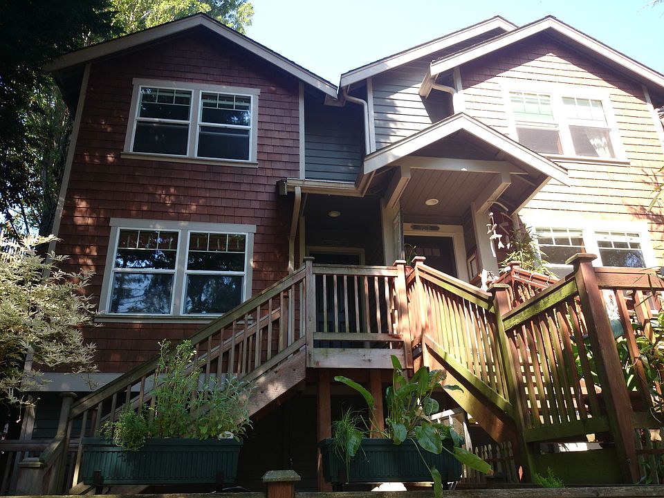 2nd image of 927 18th Ave