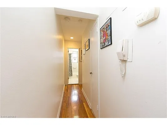 Sold by Dorsa Group | media 32