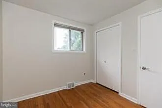 410 Woodlawn Ave — Photo 15