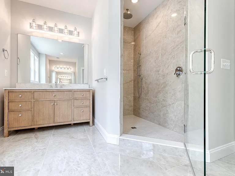 610 Echo Cove Dr — Photo 29
