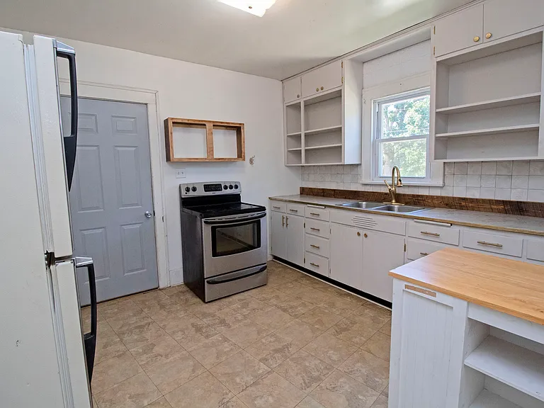 433 5th Ave NE #2 — Photo 1