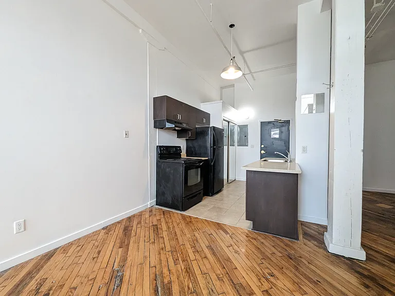 35 Water St S #314 — Photo 11