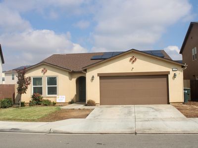 5586 W Saginaw Way, Fresno, CA, 93722