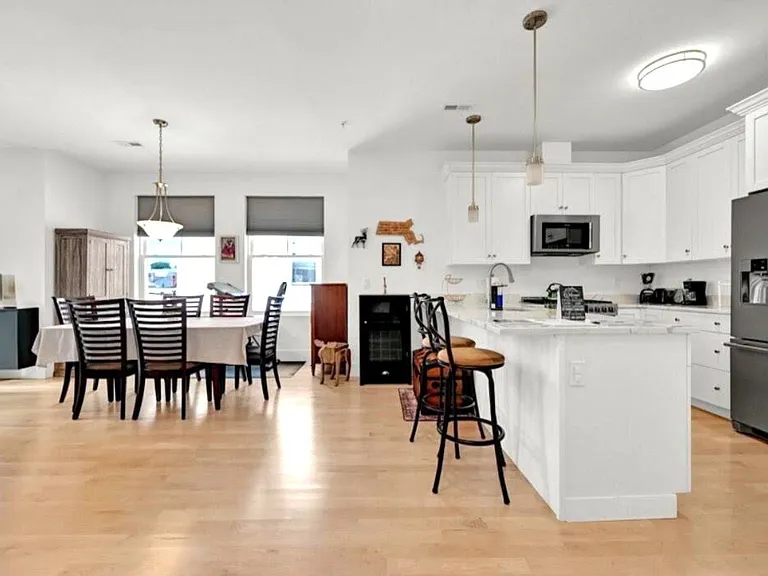 254 Spencer Ave #5 — Photo 5