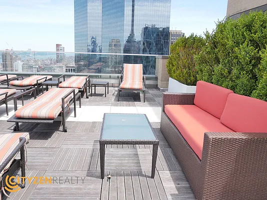 Rented by City Zen Realty | media 7