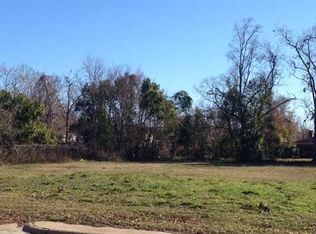 1110 Convent Ave, Pascagoula, MS 39567