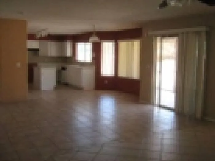 10384 W Primrose Dr — Photo 2