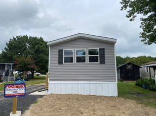 21456 Esquire Ct #327, Lexington Park, MD 20653