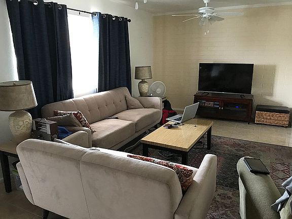 2nd image of 11038 W Connecticut Ave