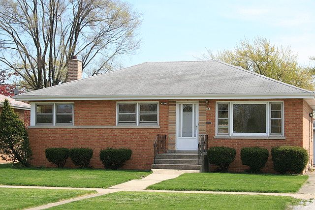 1st image of 847 E 166th St