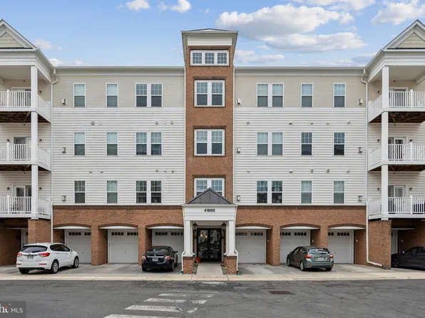41895 Cathedral Valley Sq Unit 307, Aldie, VA 20105
