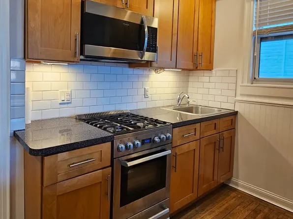 28-43 46th Street image 1 of 7