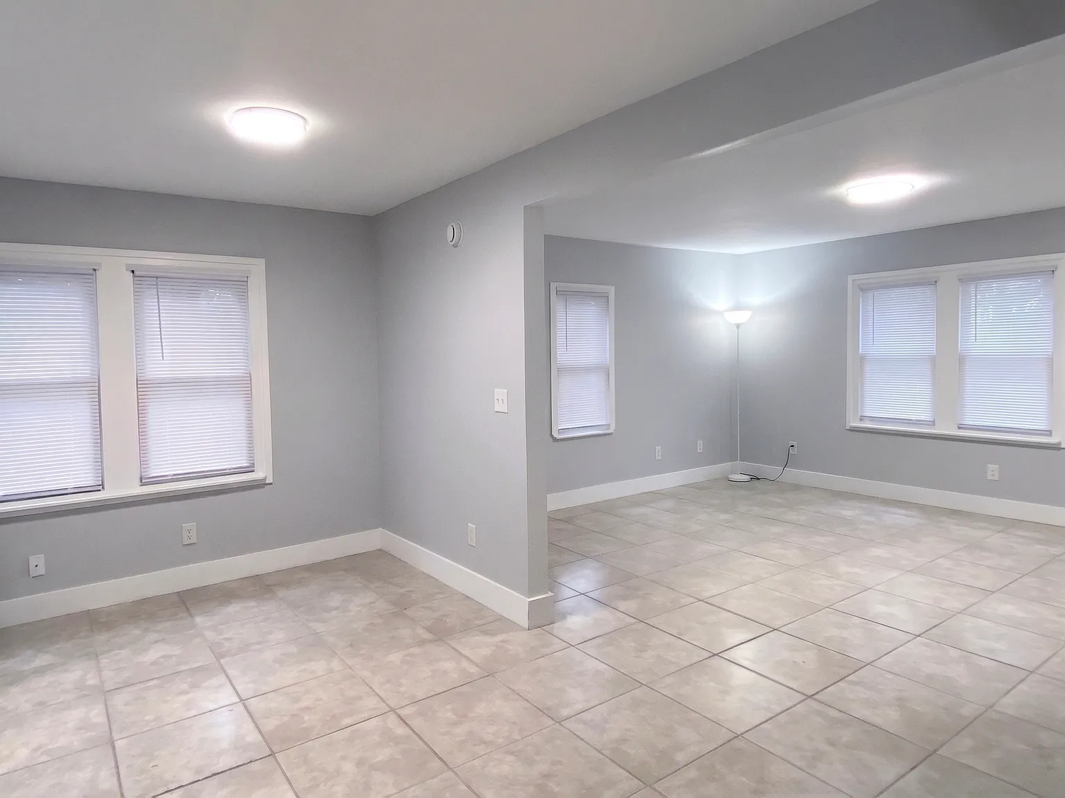 2 bed, 900 sqft, $1,600 — Photo 3
