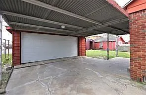 2527 Oakcliff St — Photo 13