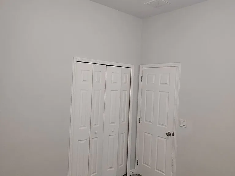 1108 Constantine St — Photo 14