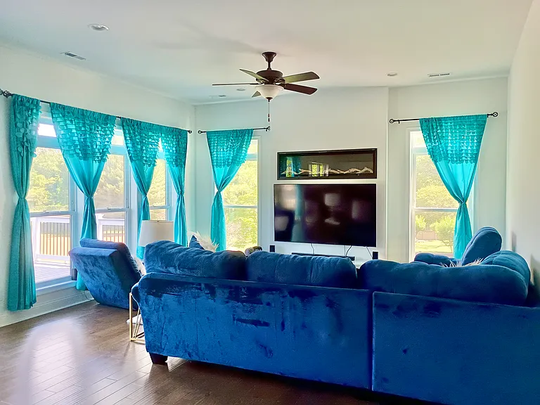 1809 Macarthur Dr — Photo 11