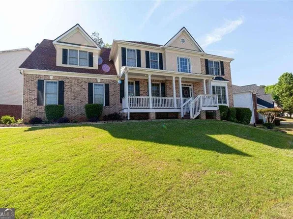 6704 Blantyre Blvd, Stone Mountain, GA 30087