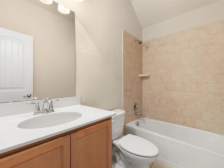 3816 Fordham St — Photo 16