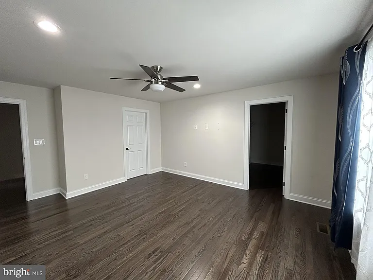 512 Lewis St — Photo 52