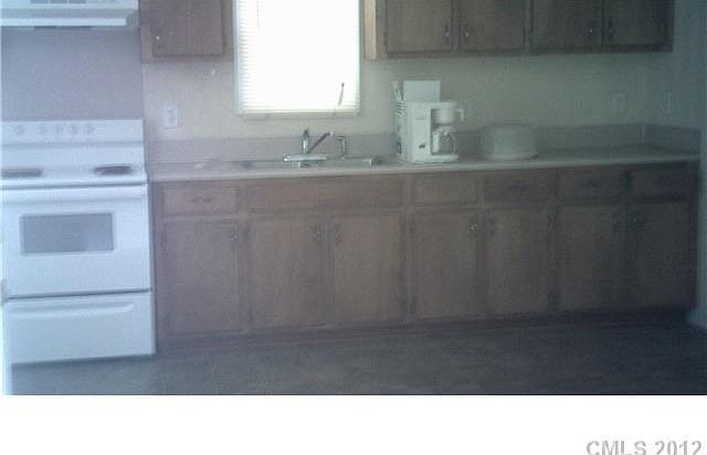 2nd image of 301A&B W Ridge St