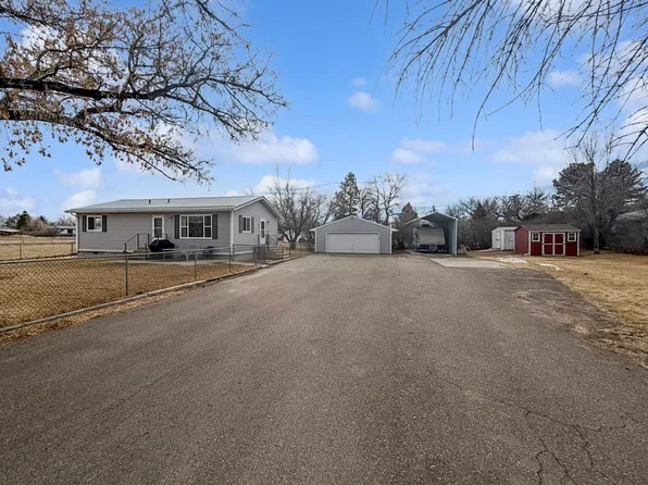 300 9th Ave SW, Great Falls, MT 59404