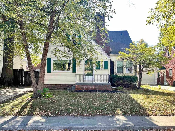 2624 W Moss Ave, Peoria, IL 61604