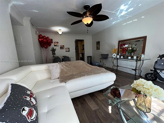 5th image of 10064 Twin Lakes Dr #38-B