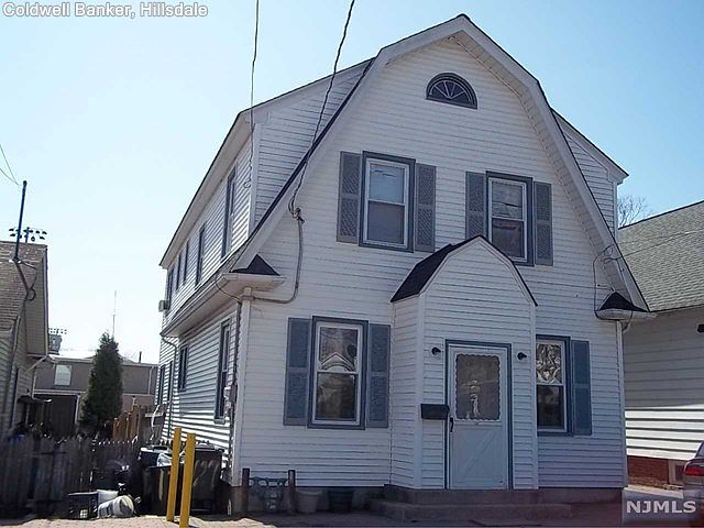 1st image of 125 Linwood Ave