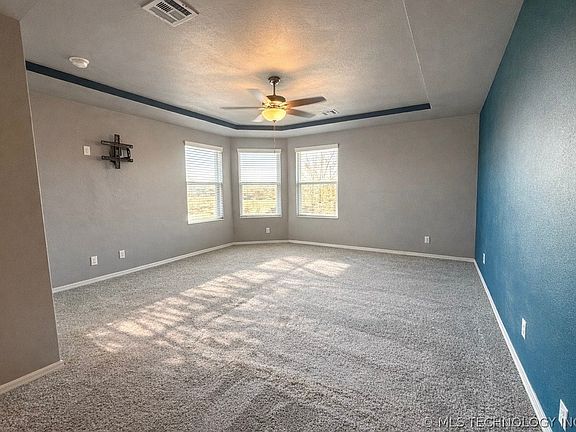 5th image of 7201 S Joshua Ave