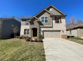 1023 Willowcroft Dr, Matthews, NC 28104