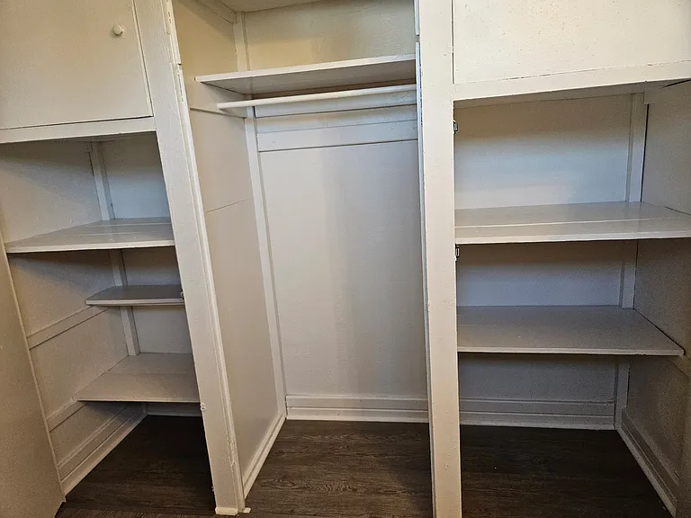 260 2nd Ave N #16 — Photo 6