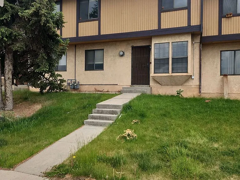 171 N College Way #3 — Photo 1