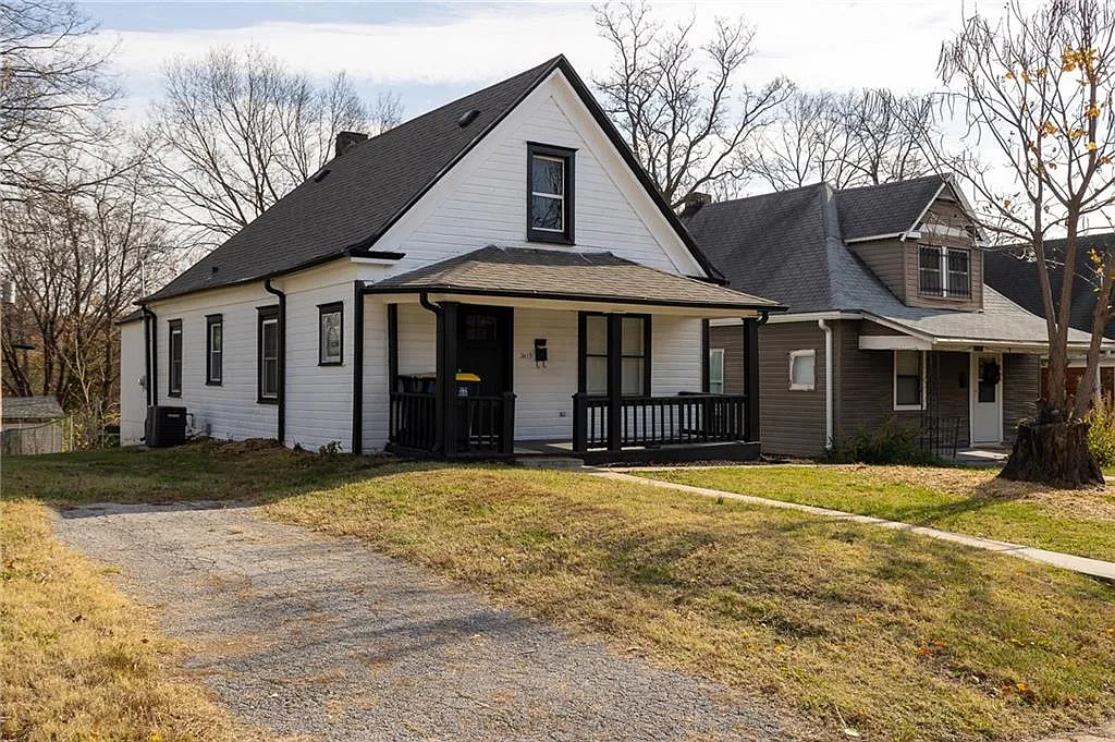 Building Photo - 2413 College Ave