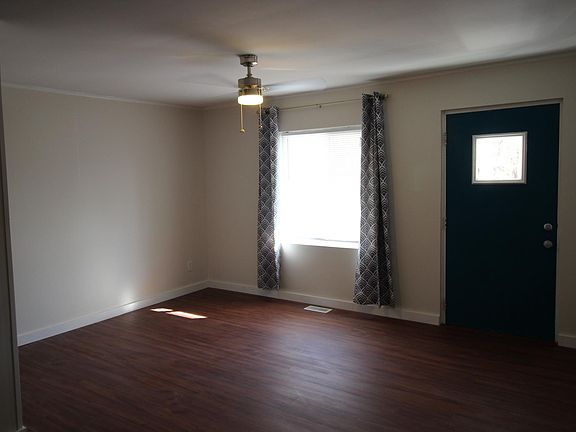 2nd image of 111D Howell St