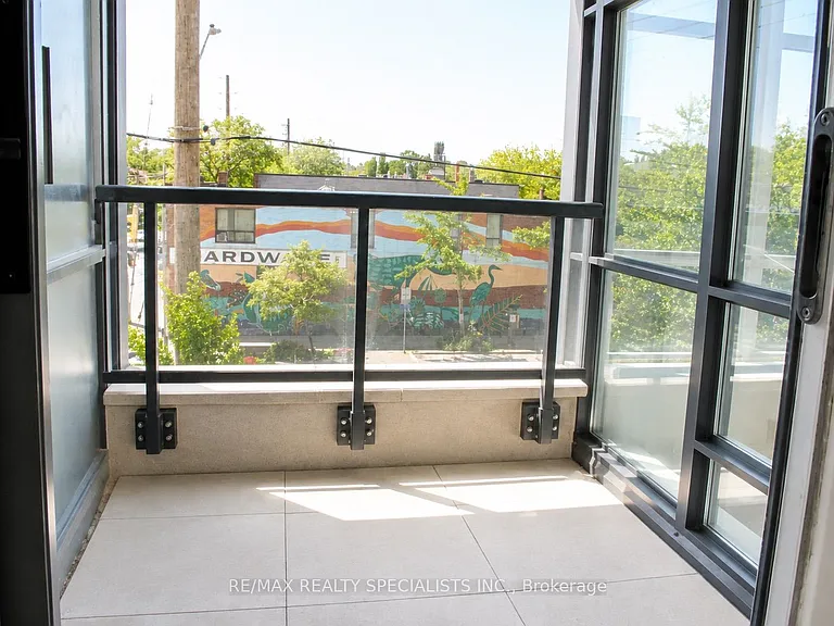 11 Superior Ave #207 — Photo 5