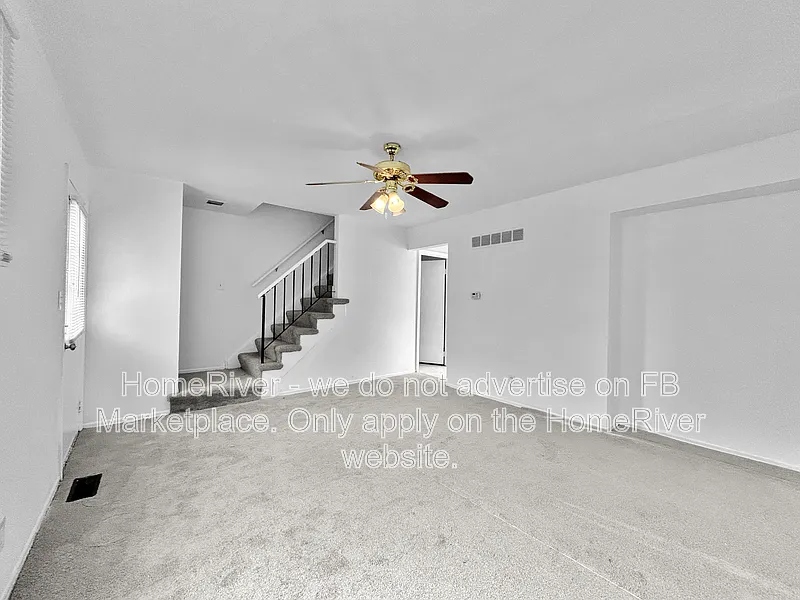 3 bed, 1.5 bath, $2,450 — Photo 4