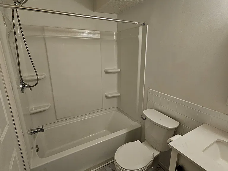 608 Bonnie Brae Dr — Photo 8